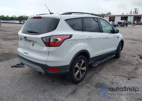 2017 Ford Escape Se из США, поврежденный, VIN 1FMCU0GD8HUA57928